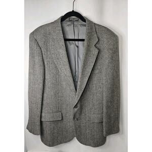 Vintage Executive Collection Wool Gray Herringbone Tweed Sports Coat Blazer 44R